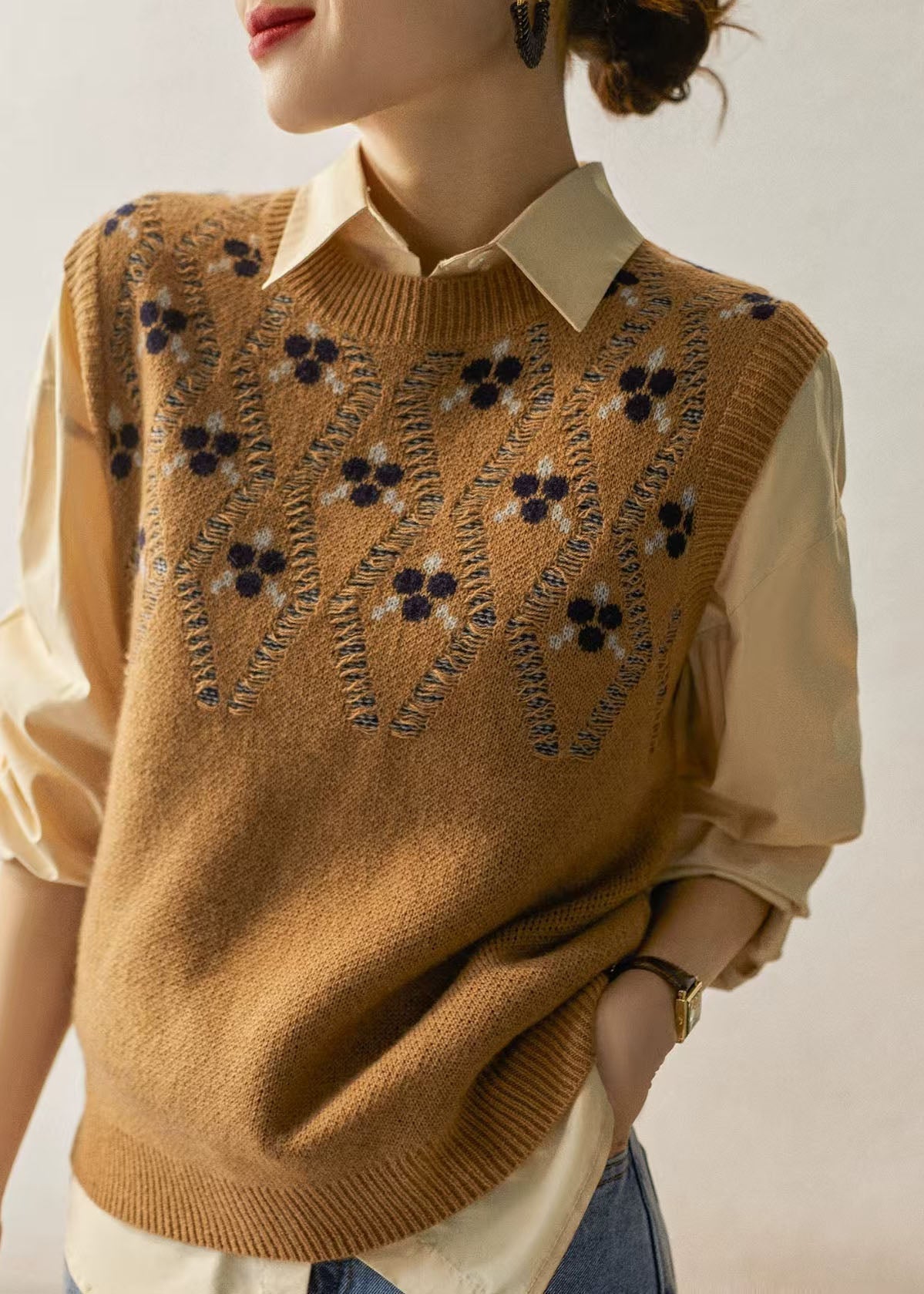 Camel O Neck Jacquard Woolen Vest Sleeveless Fall