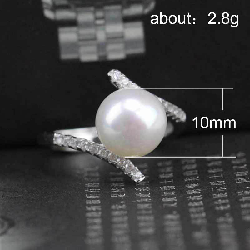 Classic Pearl Ring with Timeless Appeal