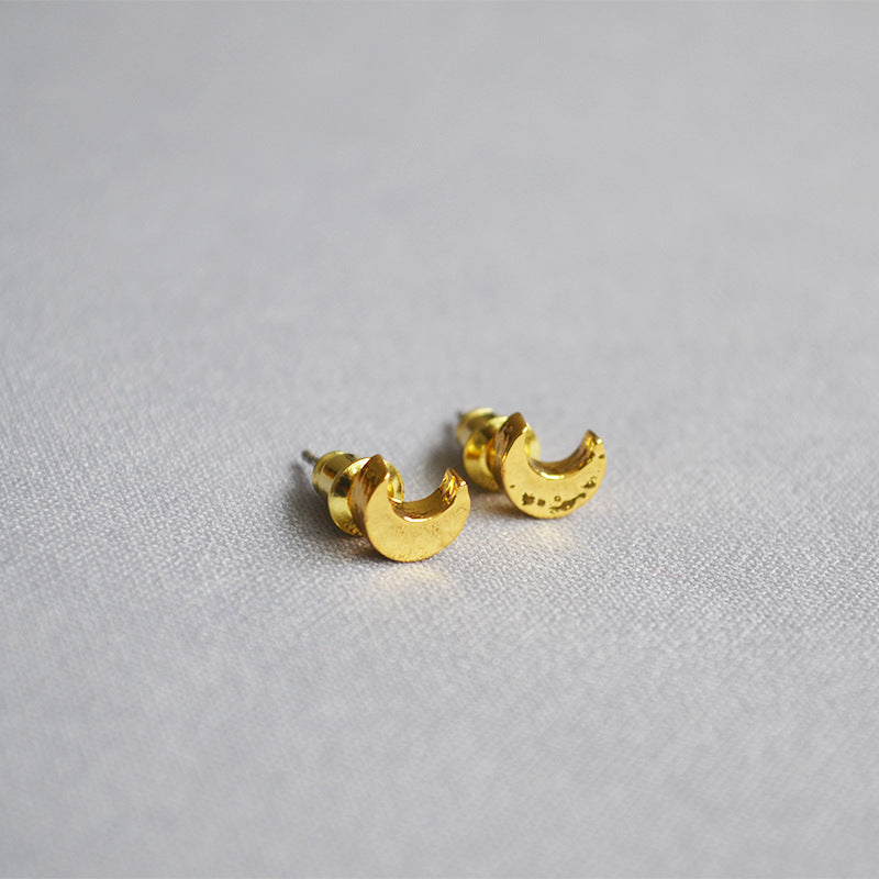 Delicate Artisan Gold Earring