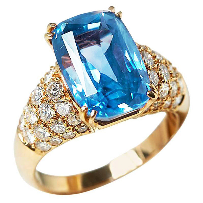 Romantic Gold Ring for Special Moments