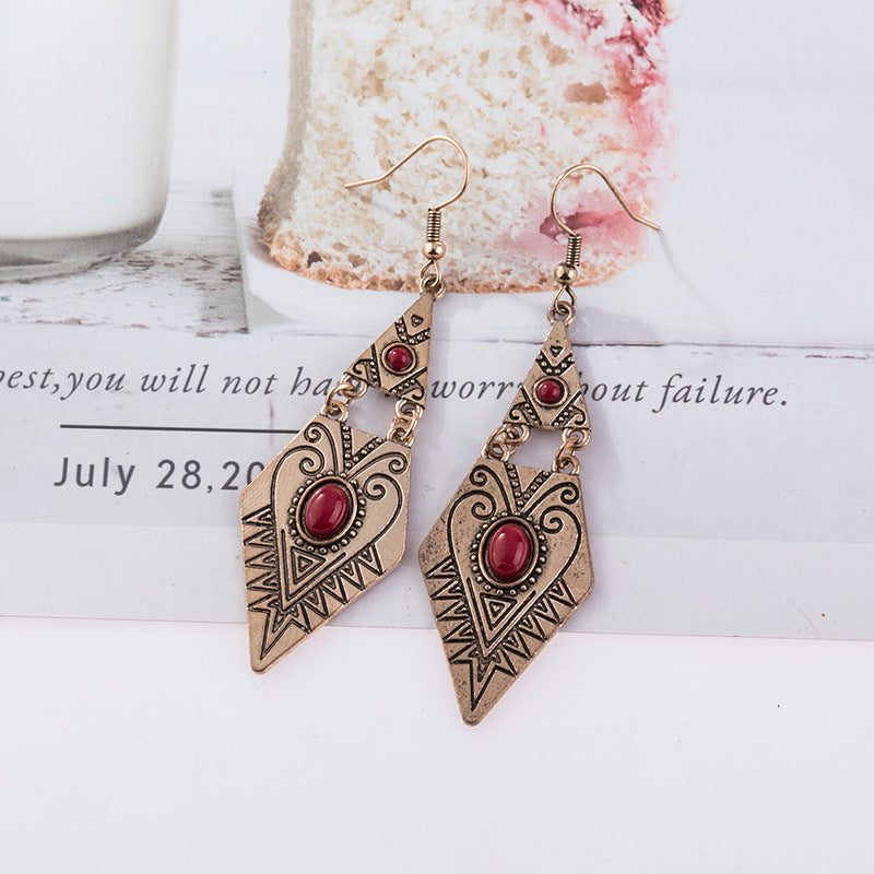Classic Earring with Timeless Appeal