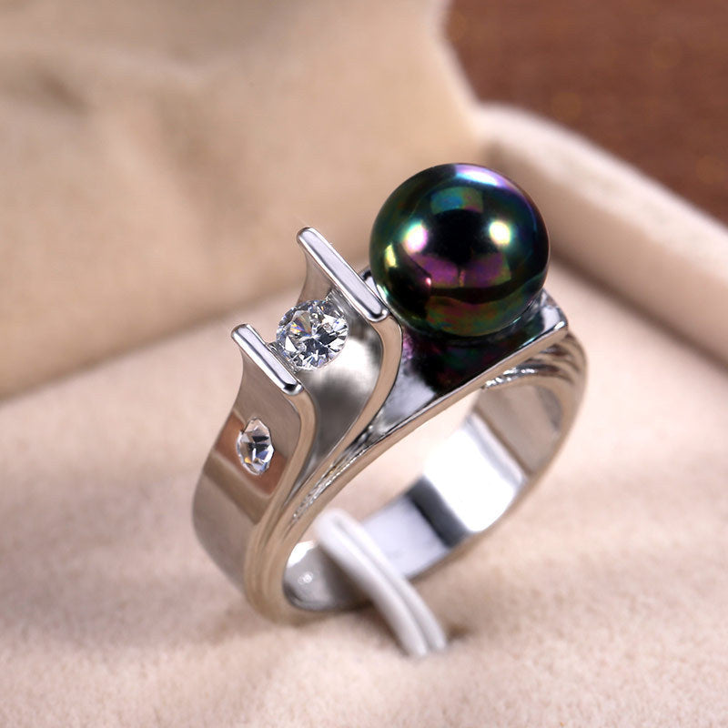 Beautiful Pearl Ring with Unique Style