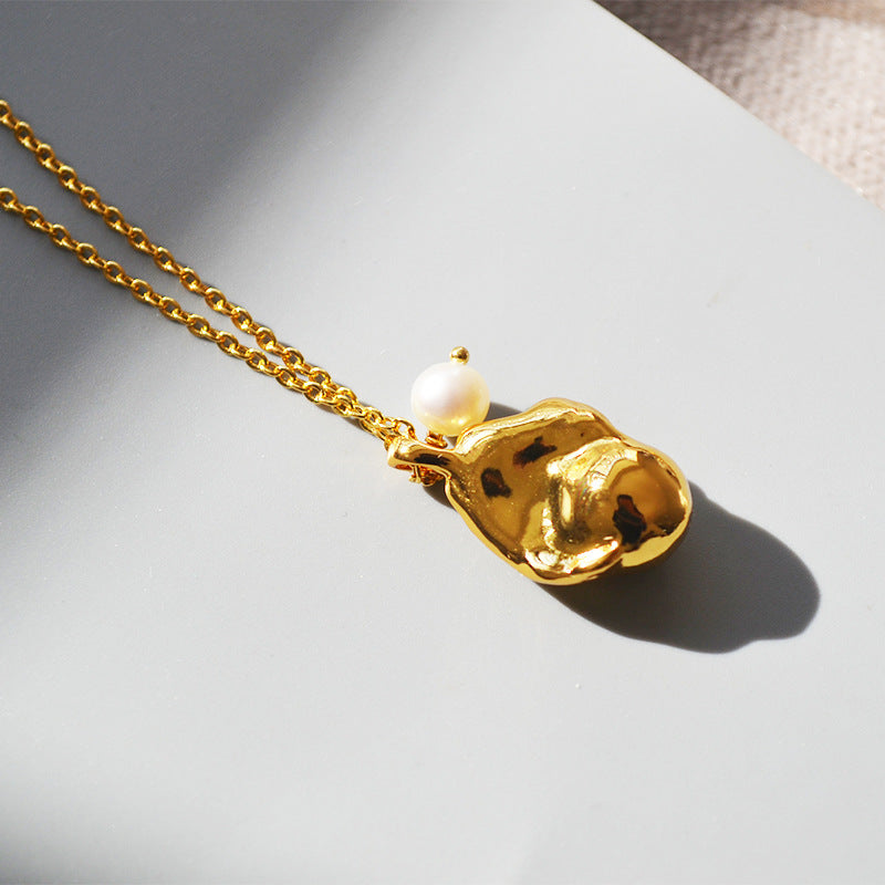 Charming Gold Necklace for Any Occasion