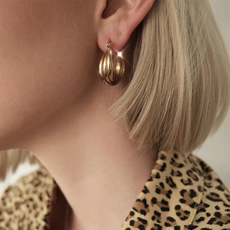 Stunning Gold Earring for Daily Wear