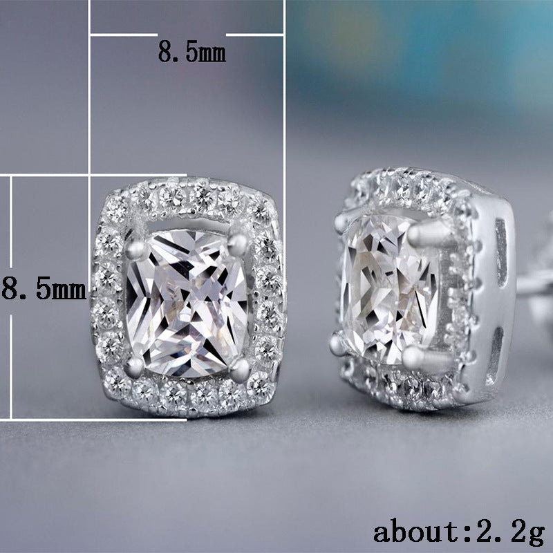 Romantic Earring for Special Moments