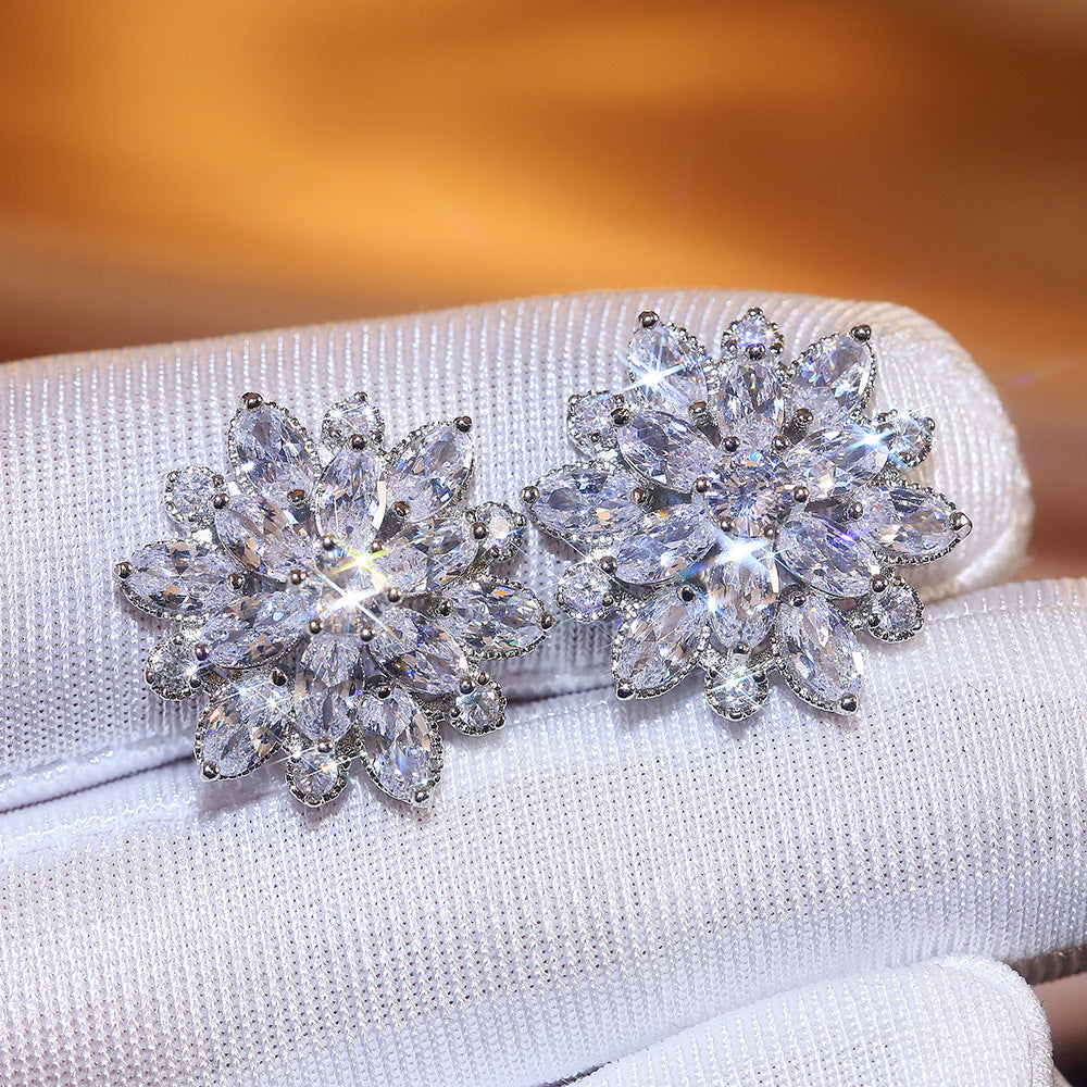 Elegant Earring for Every Occasion