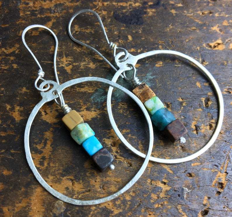 Charming Silver Earring for Any Occasion