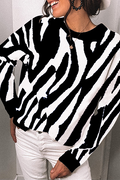 JO | Tailored and elegant winter top