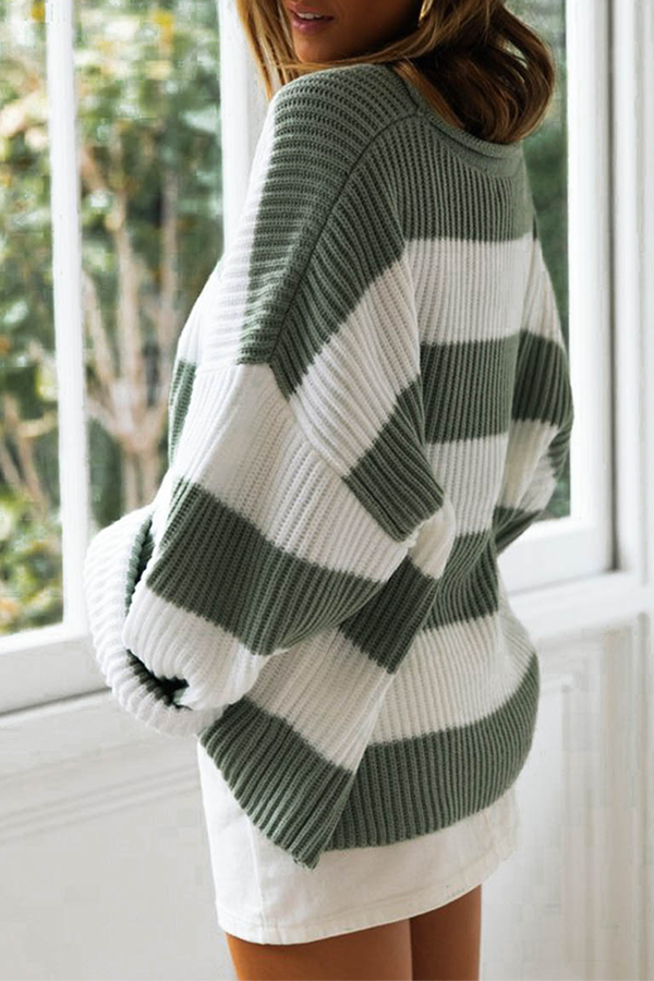 Timeless Vintage Style Sweater