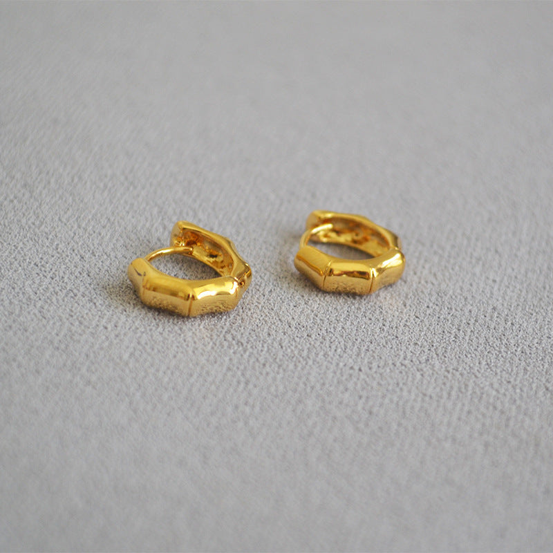 Elegant Gold Earring for Every Occasion