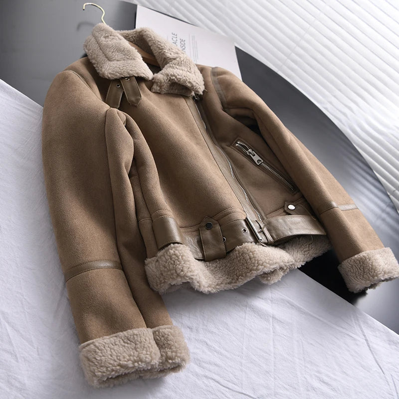 JO | Modern and versatile winter coat