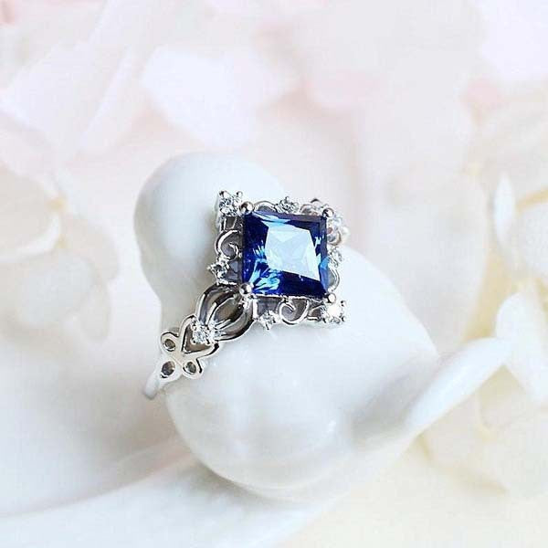 Stunning Ring for Daily Wear
