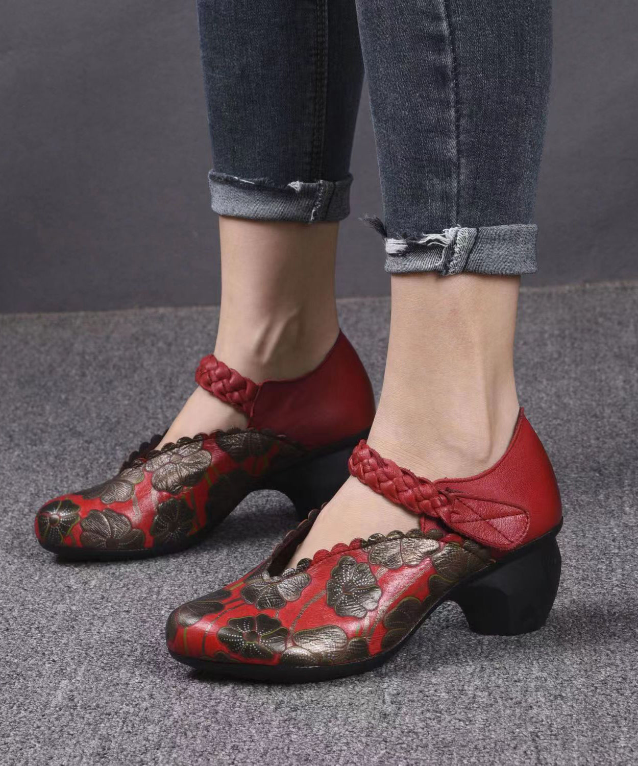 Red Embossed Buckle Strap Splicing Chunky