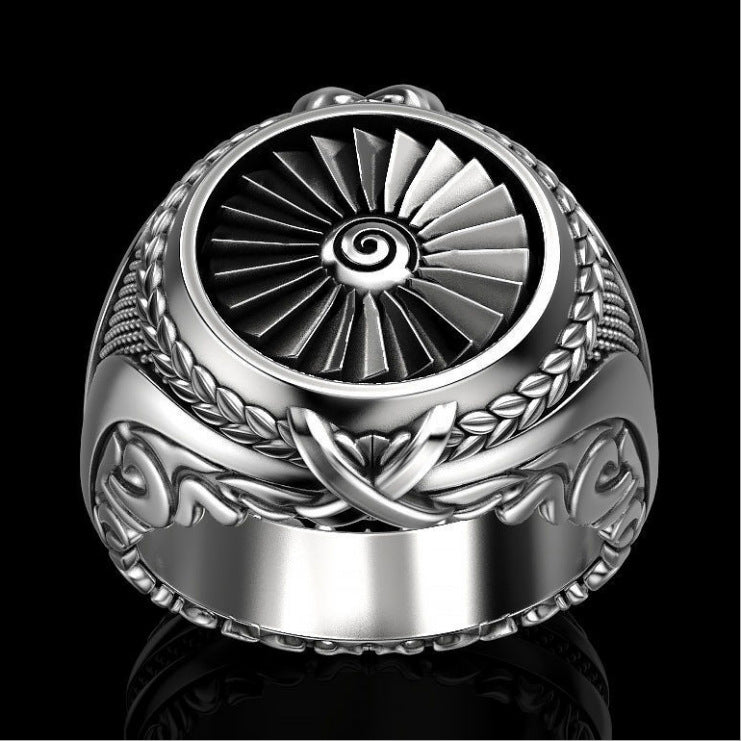 Classic Silver Ring with Timeless Appeal