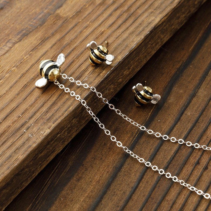Charming Silver Necklace for Any Occasion