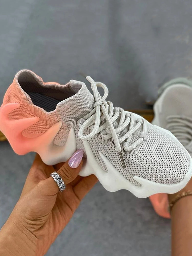 JO | Stylish and airy sneakers
