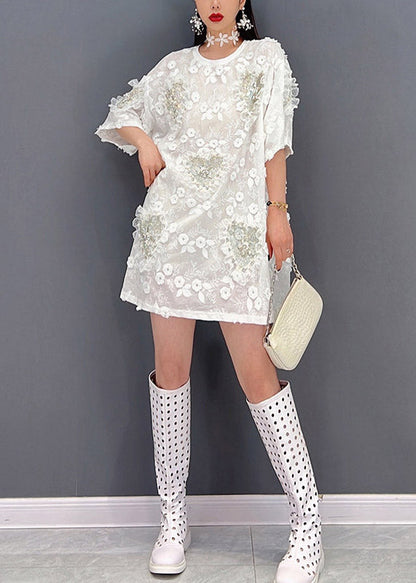 White O-neck Embroideried T Shirt Half Sleeve