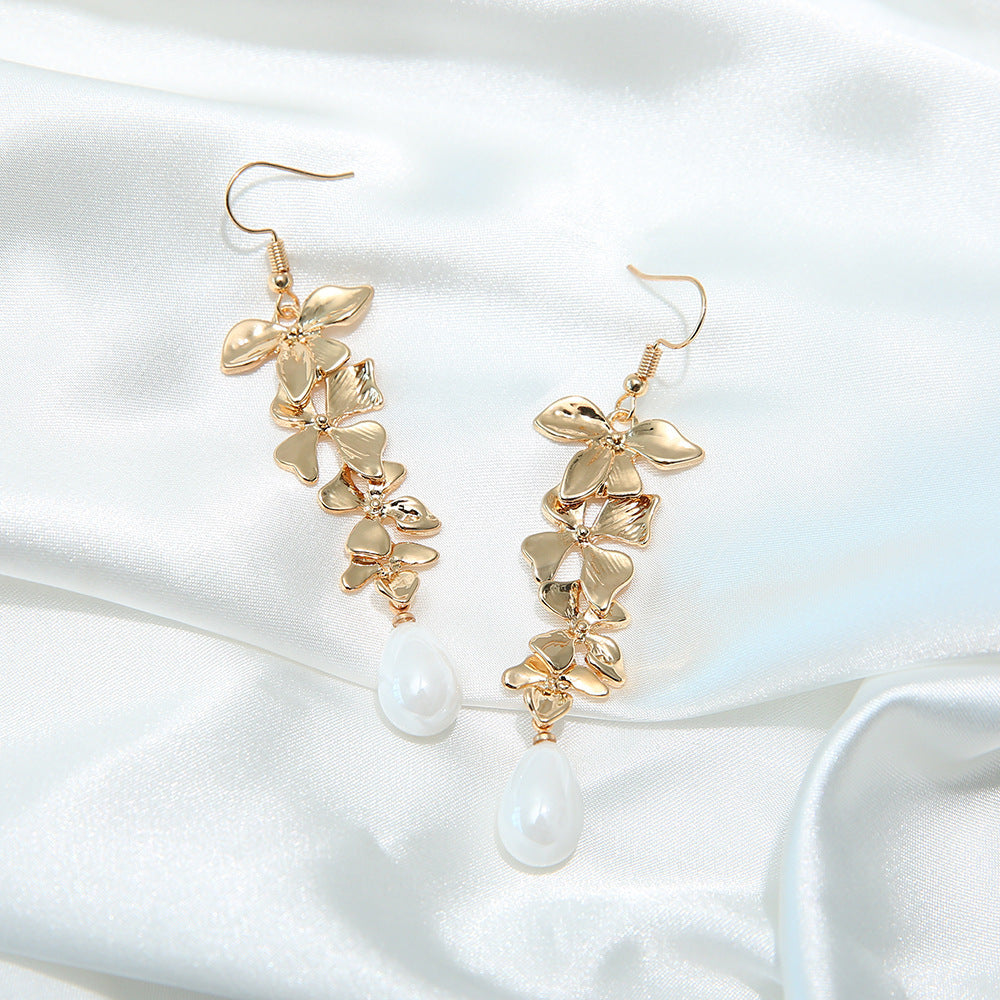 Classic Pearl Earring with Timeless Appeal