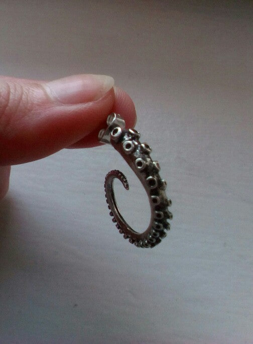 Vintage Handmade Earring