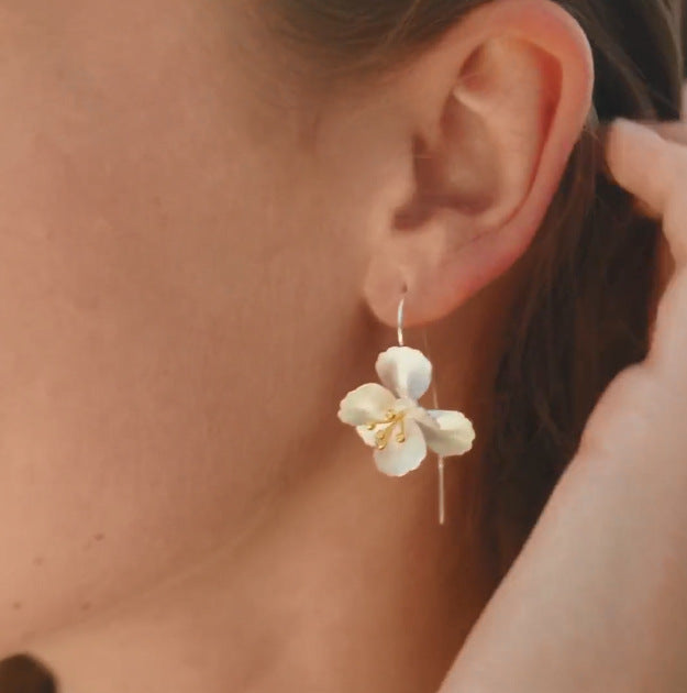 Beautiful Silver Earring with Unique Style