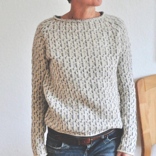 JO | Chic gray sweater with round neckline