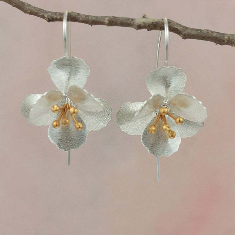 Beautiful Silver Earring with Unique Style
