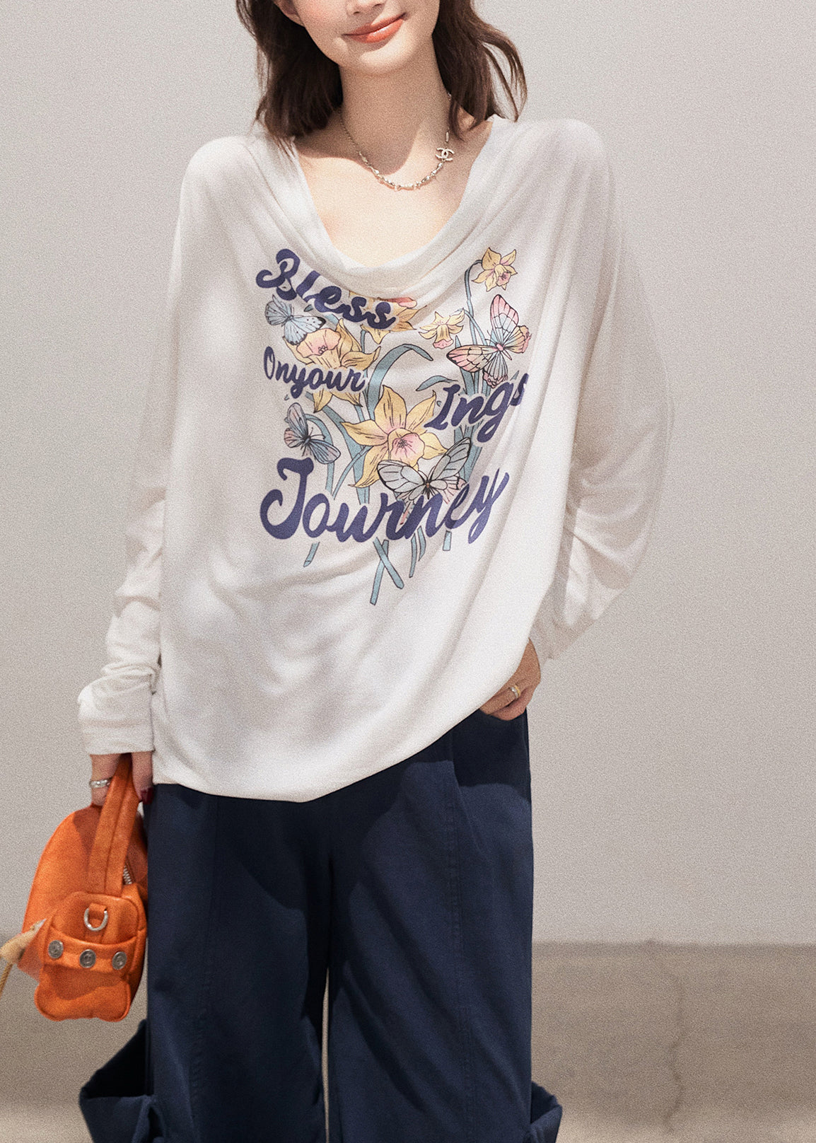 Boutique White Turtle Neck Print Cotton Pullover Sweatshirt Fall