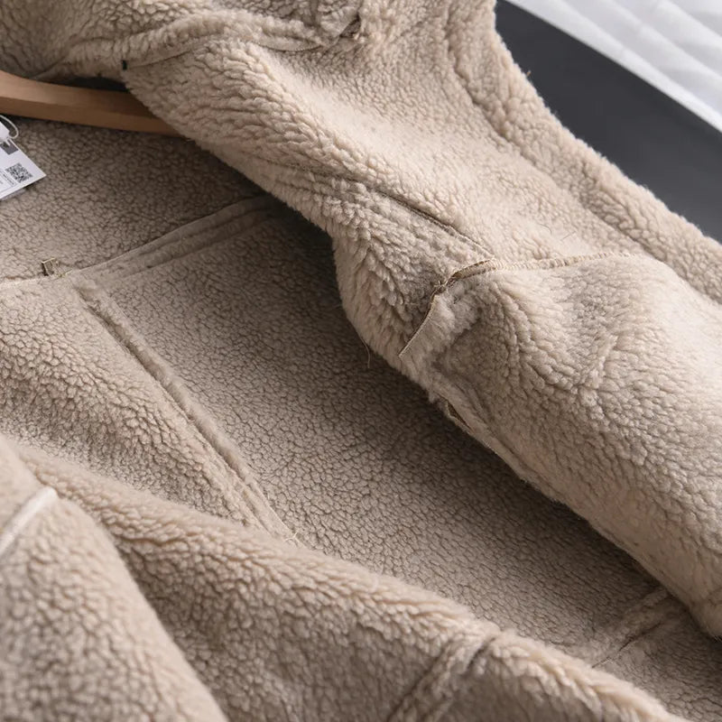 JO | Modern and versatile winter coat