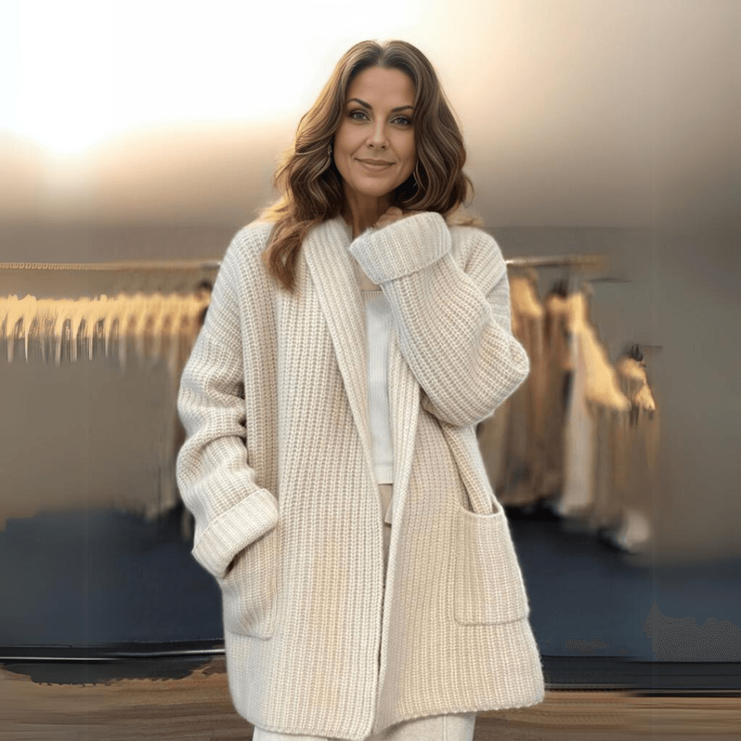 JO | Soft knitted women's coat