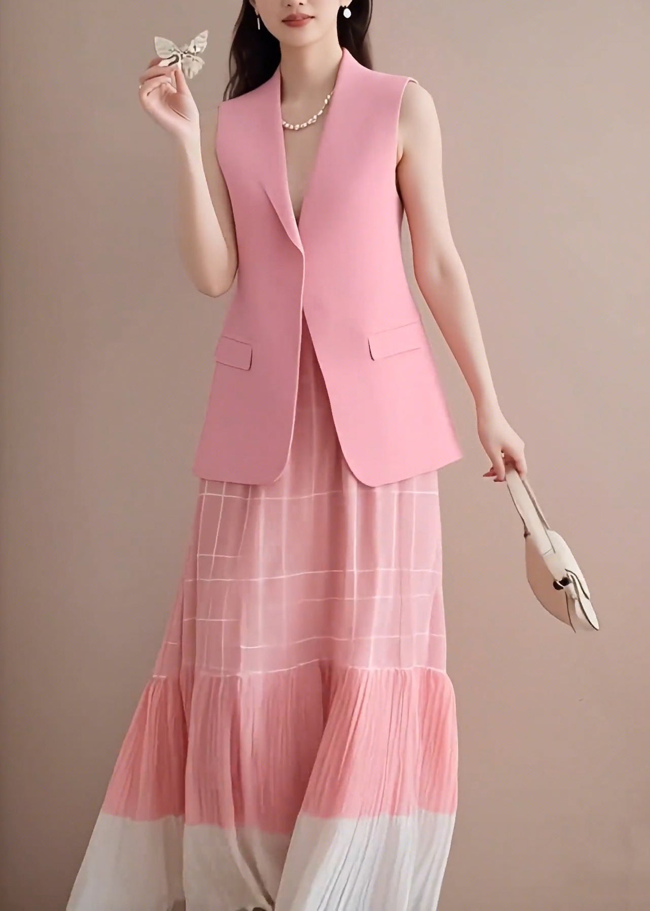 Pink V Neck Waistcoat and Wrinkled Skirts Two Pieces Set Sleeveless