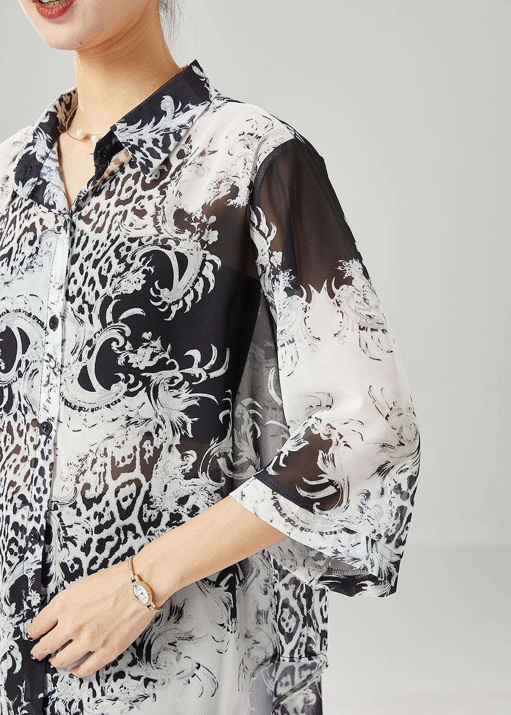 Black White Print Oversized Chiffon Blouses Half Sleeve