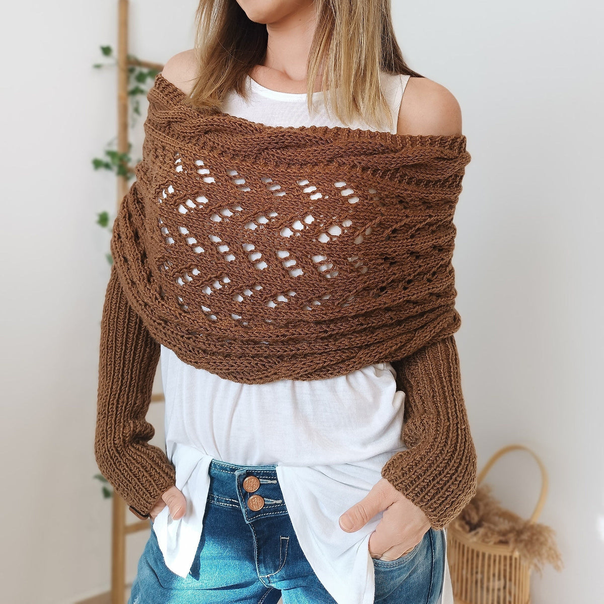 KS | Elegant knitted wrap sweater with openwork detail