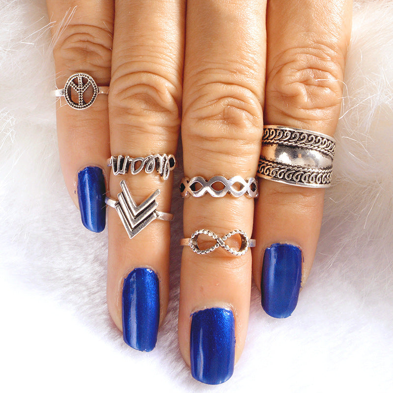Beautiful Set with Unique Style