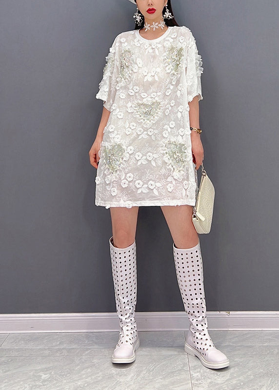 White O-neck Embroideried T Shirt Half Sleeve