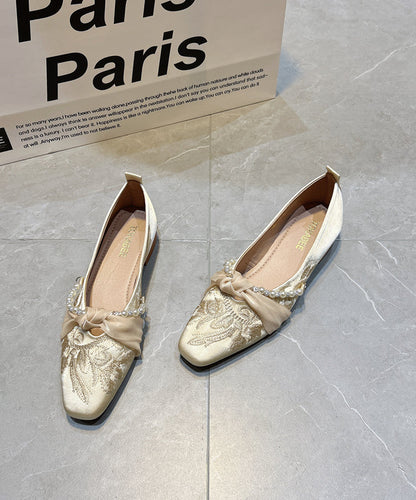 Blue Splicing Satin Embroidered Flat Feet Shoes