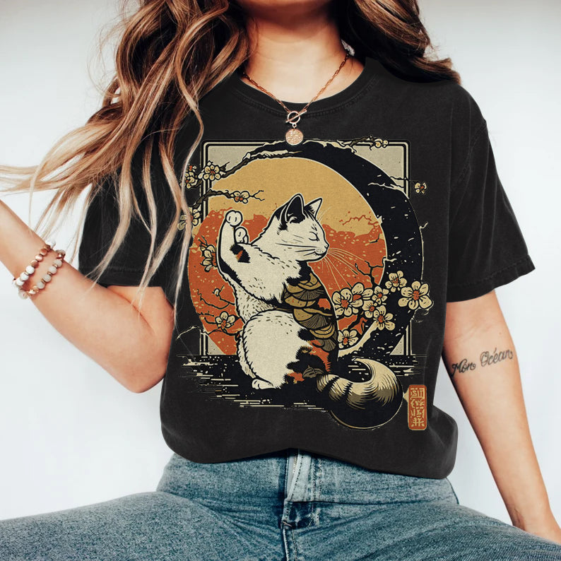 Women Japanese Art Cat Printed Round Neck T-Shirt elevenforest
