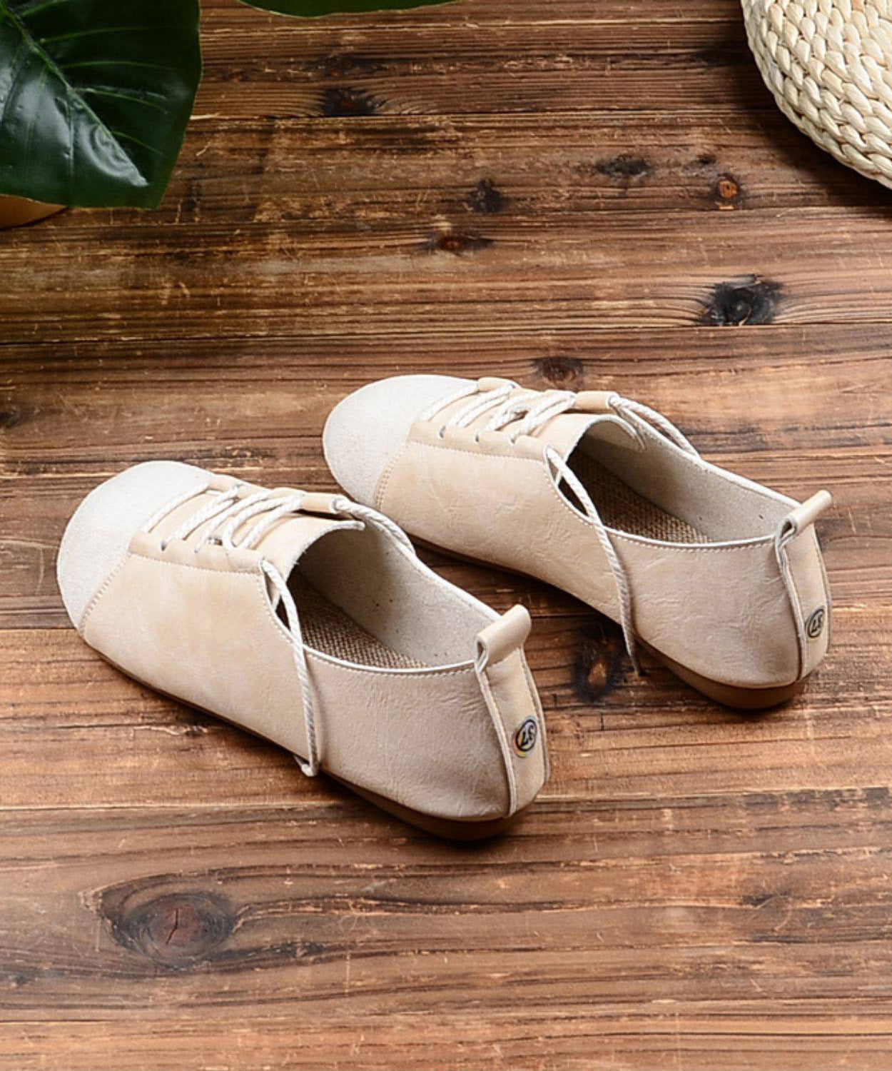 Green Lace Up Splicing Faux Leather Flat Shoes