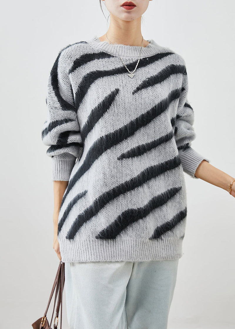 Grey Oversized Zebra Pattern Print Knit Short Sweater Fall