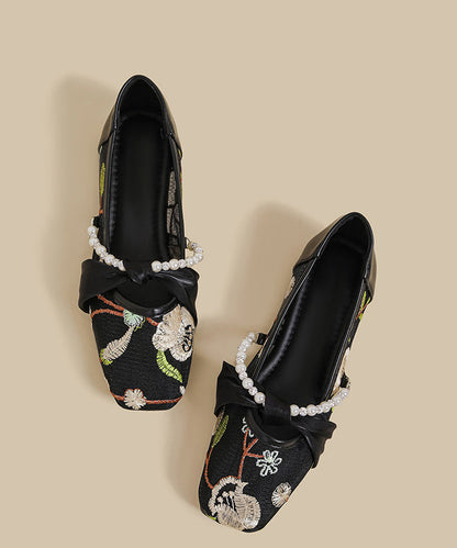 Retro Pink Embroidered Splicing Flat Shoes for
