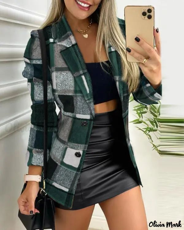 Yesenia | Effortless and Trendy winter Coat