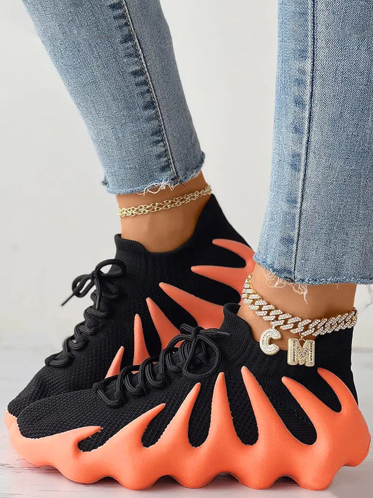 JO | Stylish and airy sneakers