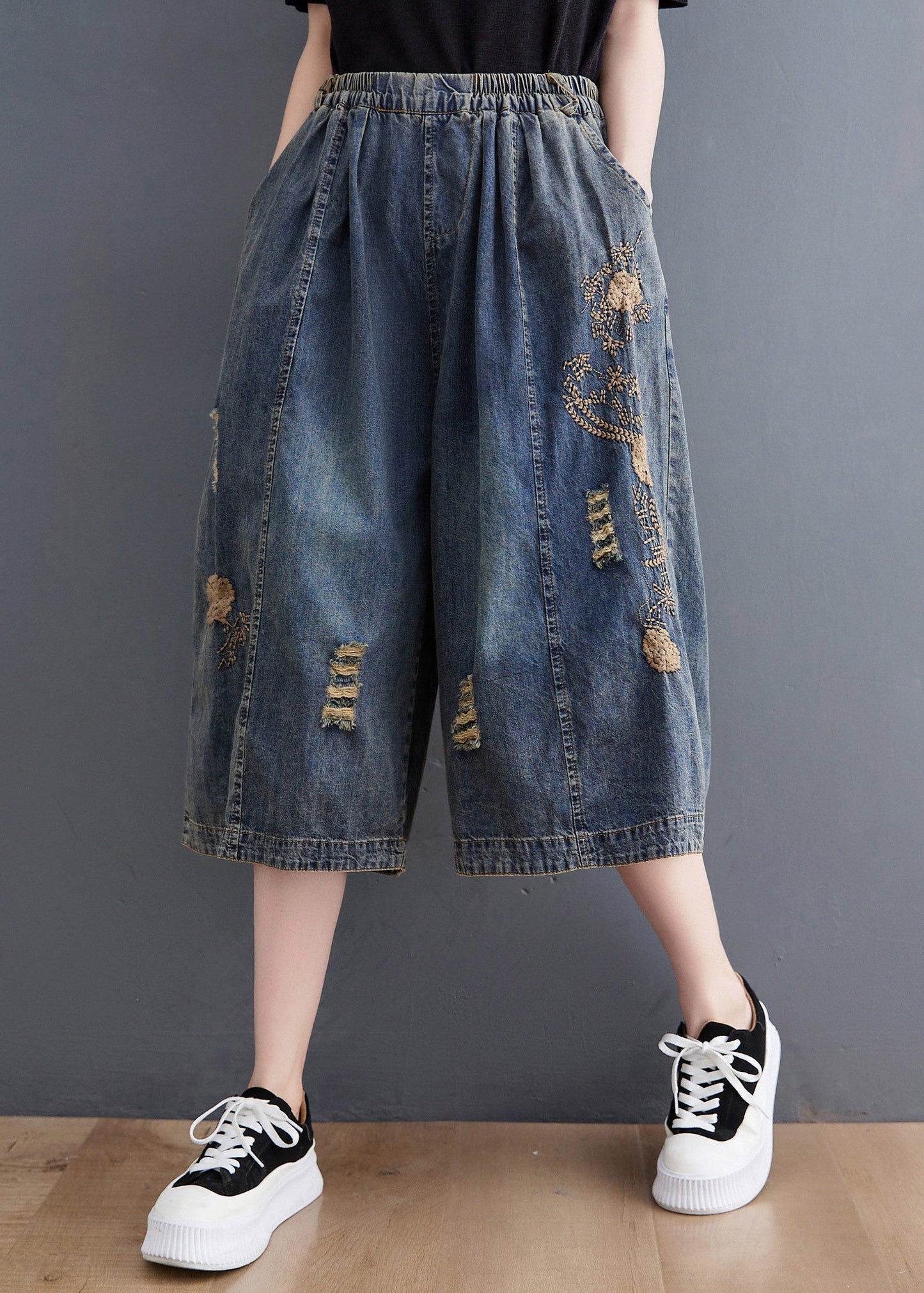 Blue Embroidered Hole Crop Jeans