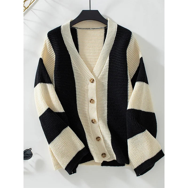 JO | Elegant striped knit