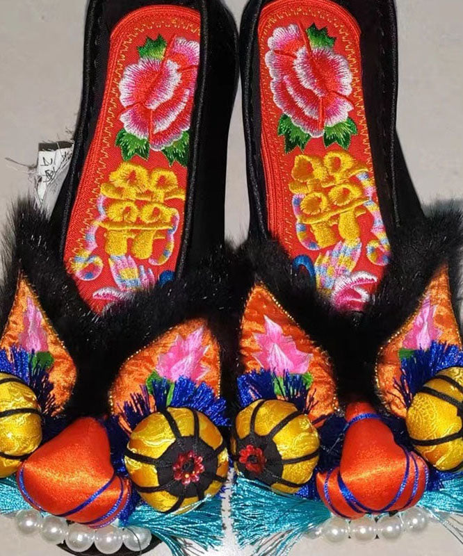 Embroideried Splicing Flat Feet Shoes Black Cotton Fabric
