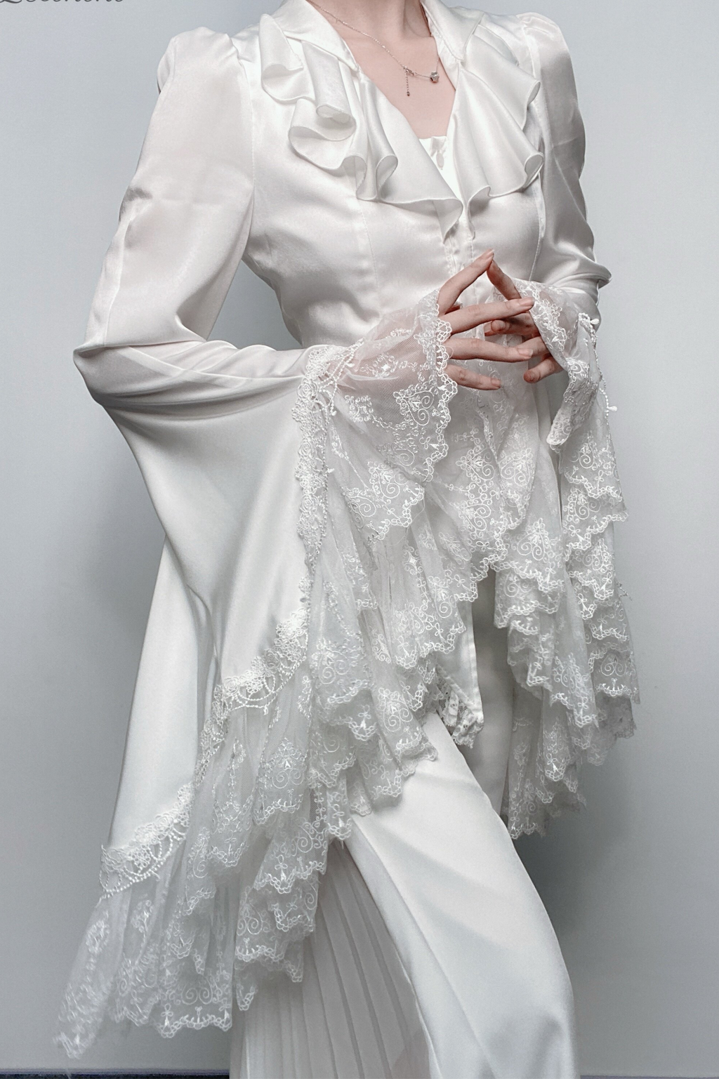 Effortlessly Elegant Garment with a Timeless Design