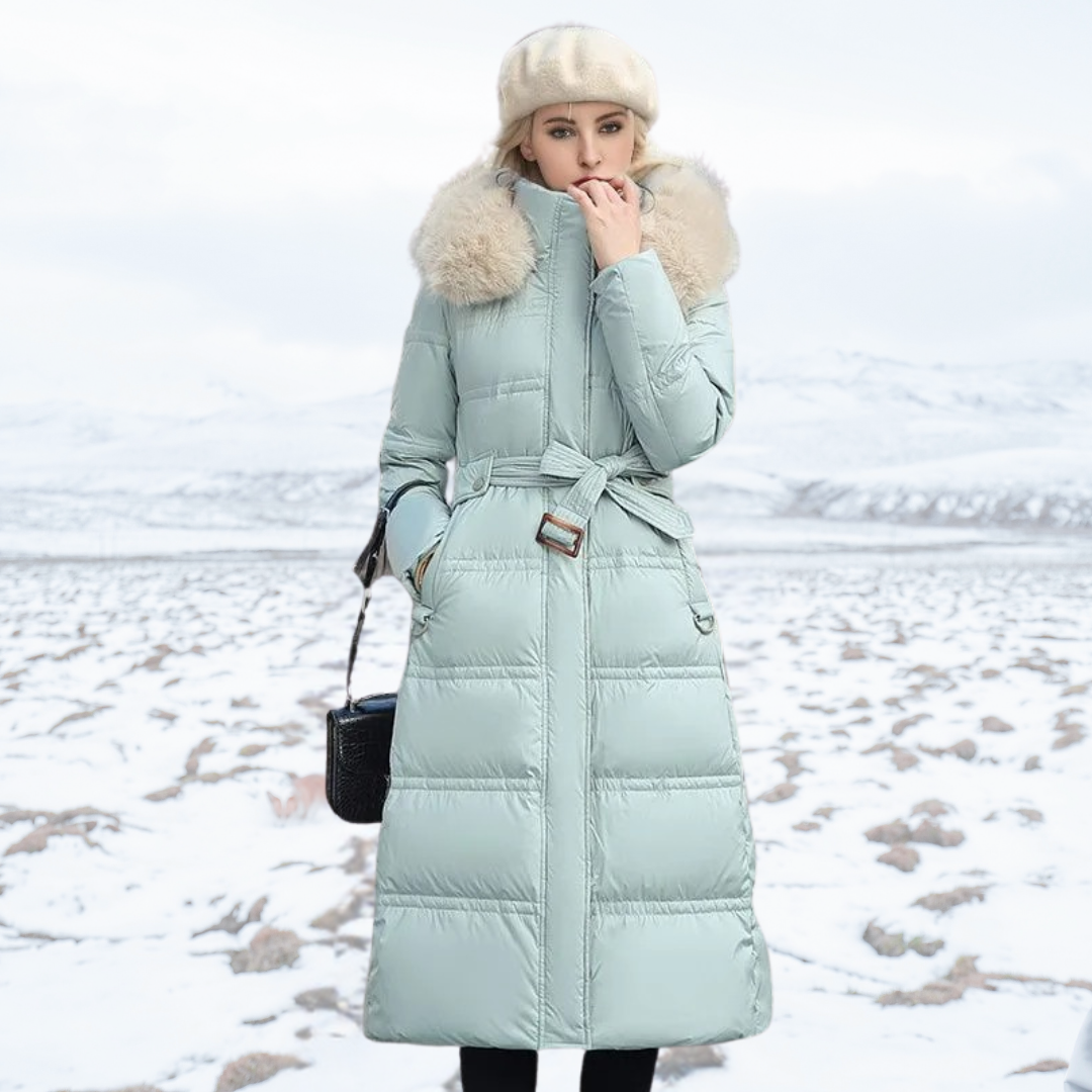 JO | Elegant fur coat for women
