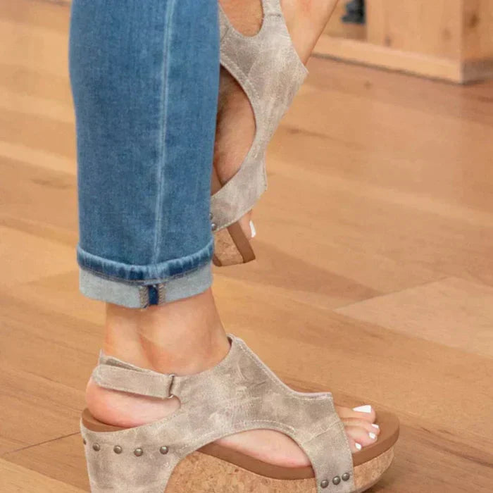 KS | Elegant summer wedge sandals
