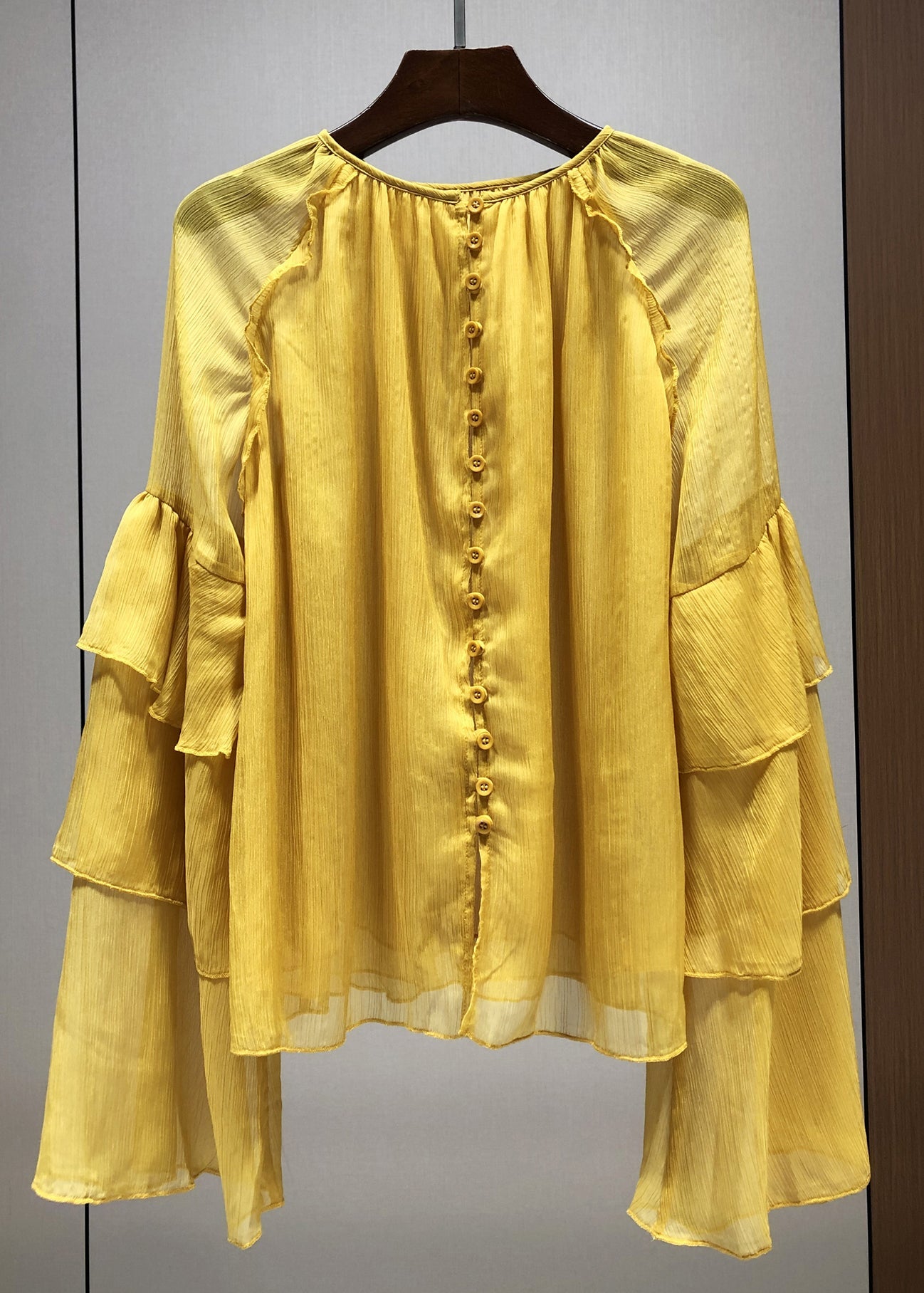 Stylish Yellow O-neck Ruffles Chiffon Blouses Fall