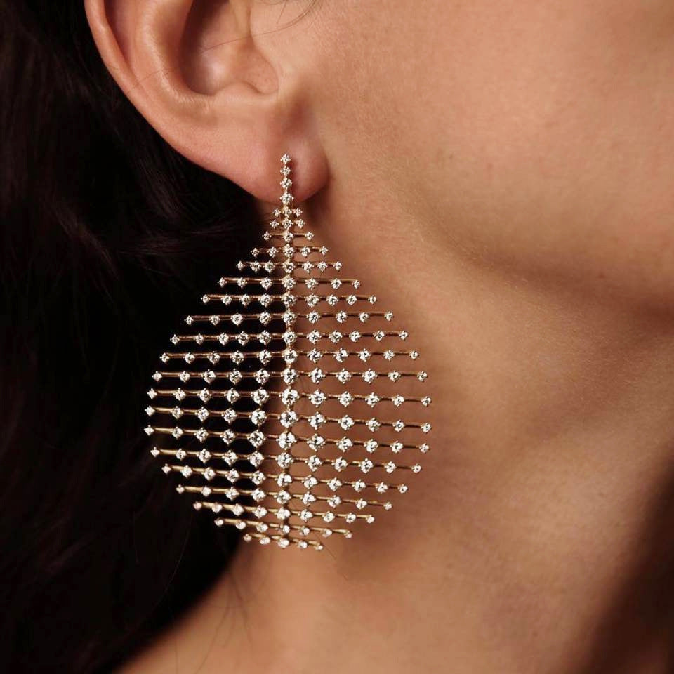 Beautiful Gold Earring with Unique Style