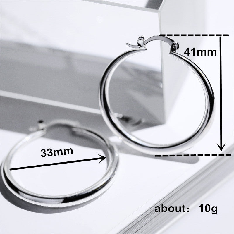 Classic Earring with Timeless Appeal